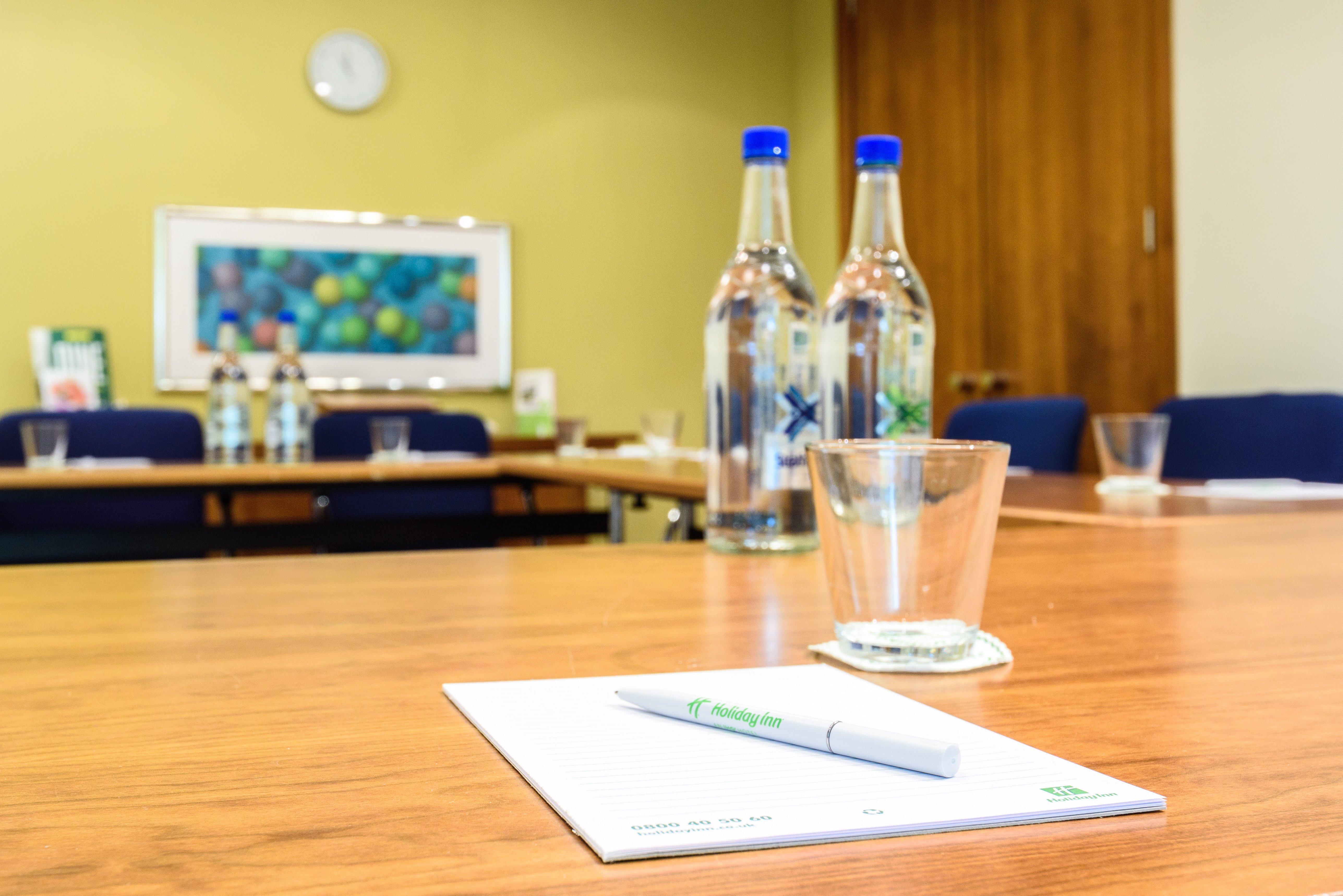 Holiday Inn Portsmouth By Ihg Экстерьер фото