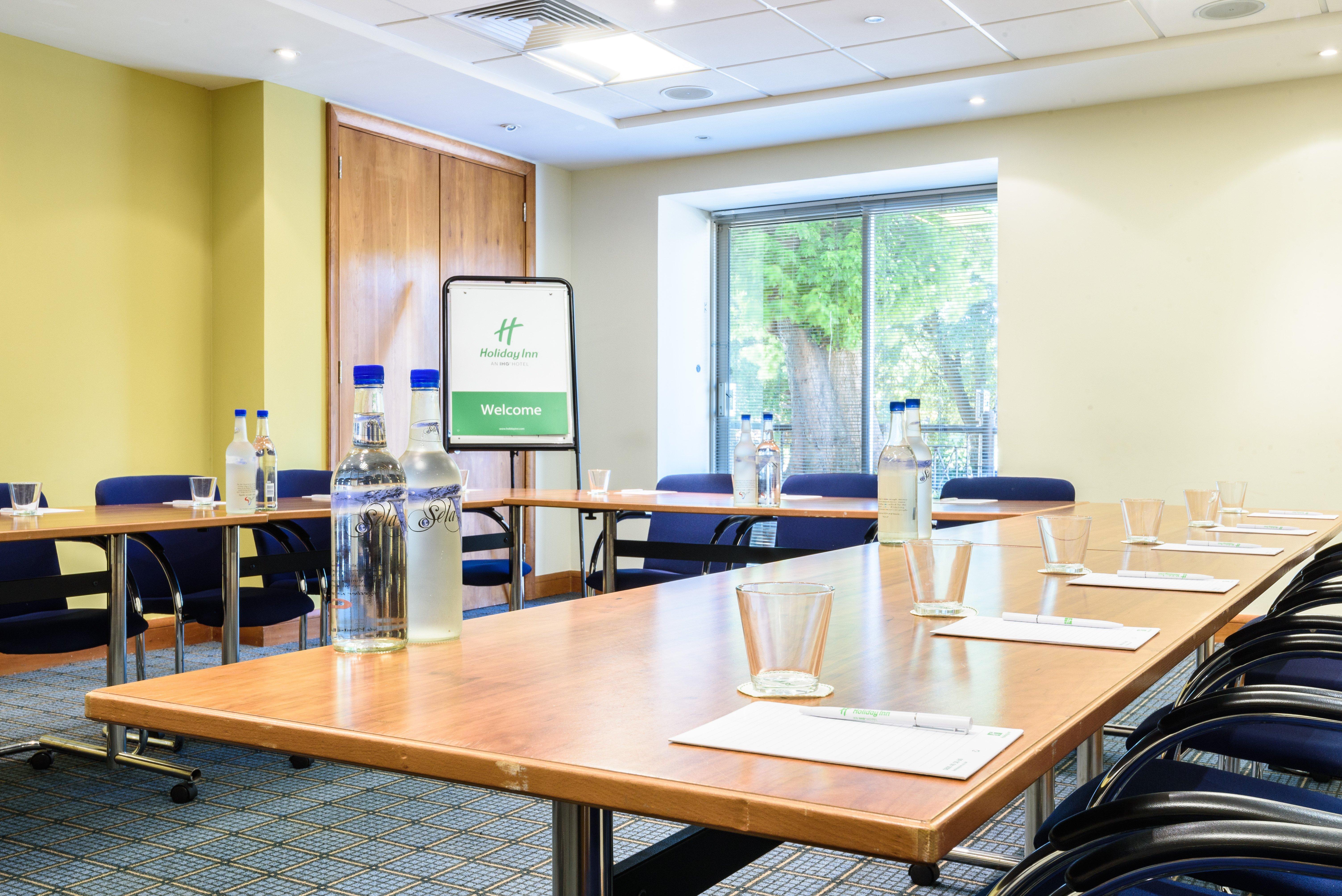 Holiday Inn Portsmouth By Ihg Экстерьер фото